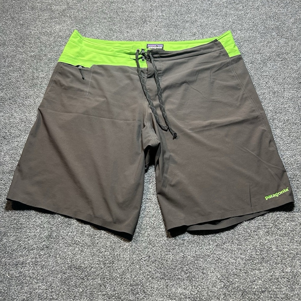 Patagonia Shorts Mens 40 Green Black Surf Trunks Boardshorts Swim Suit Outdoor